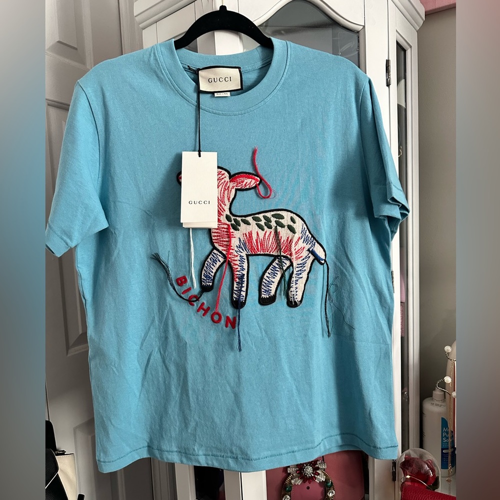 Gucci t shirt size L
